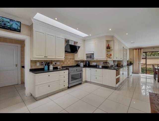 5 BEDROOM HOUSE FOR SALE IN MORNINGSIDE